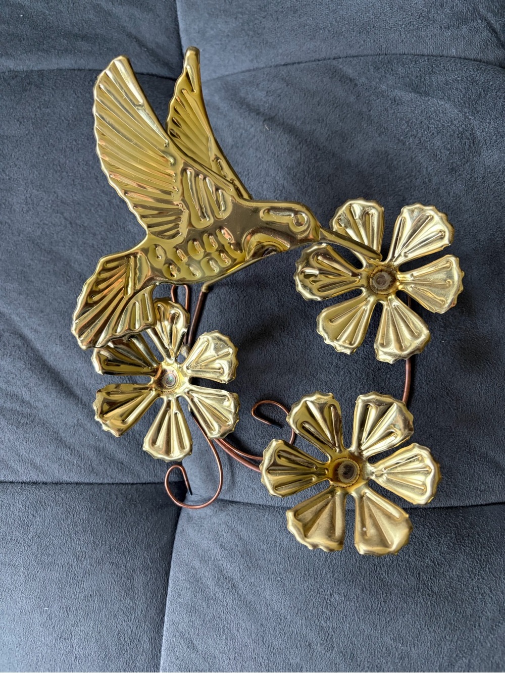 Vintage Brass & Copper Tone Metal Hummingbird Wall Decor 3 Piece Set - Picture 3 of 9